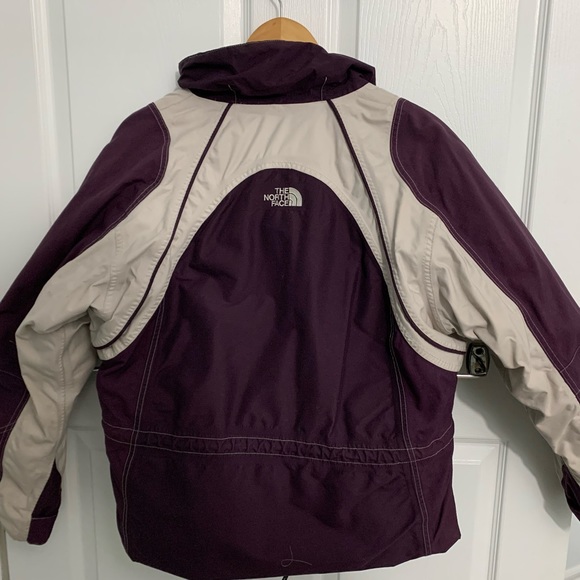 Vintage North Face Jacket - Picture 3 of 4